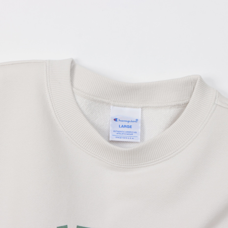 クルーネックスウェットシャツ オフホワイト | チャンピオンの公式通販 